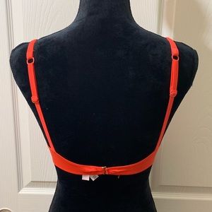Victoria's Secret Swim - Victoria’s Secret Underwire Bikini Top 34B Victoria's Secret Swim - Victoria’s Secret Underwire Bikini Top 34B